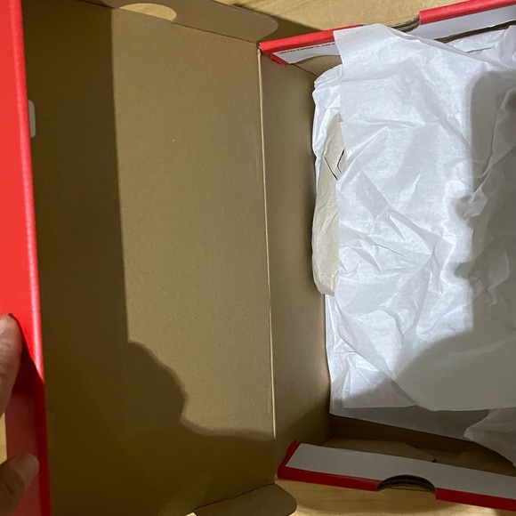 Box - Picture 4 of 4